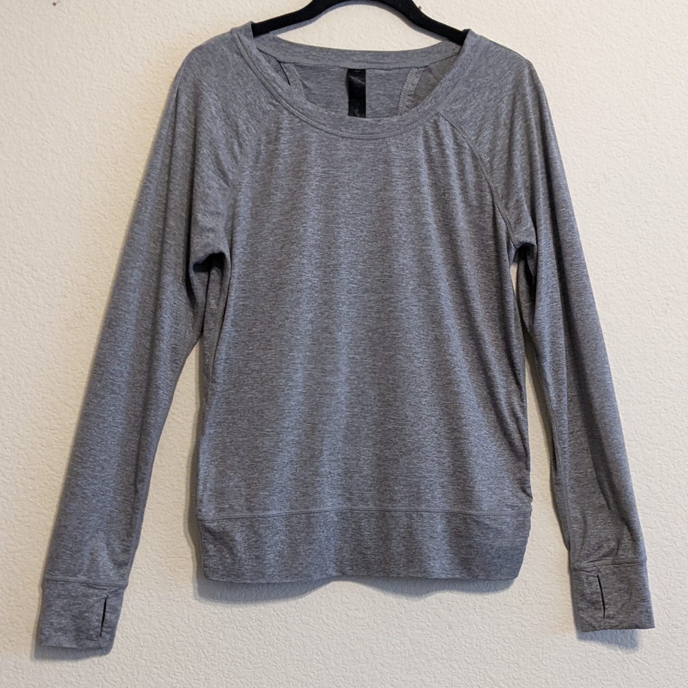 Yogalicious Gray Open Back Long  Sleeve Active Tee Size Small EUC